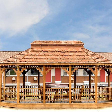 Budget Inn Mifflintown Екстериор снимка