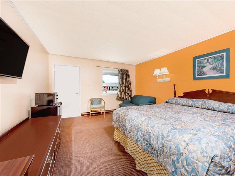 Budget Inn Mifflintown Екстериор снимка