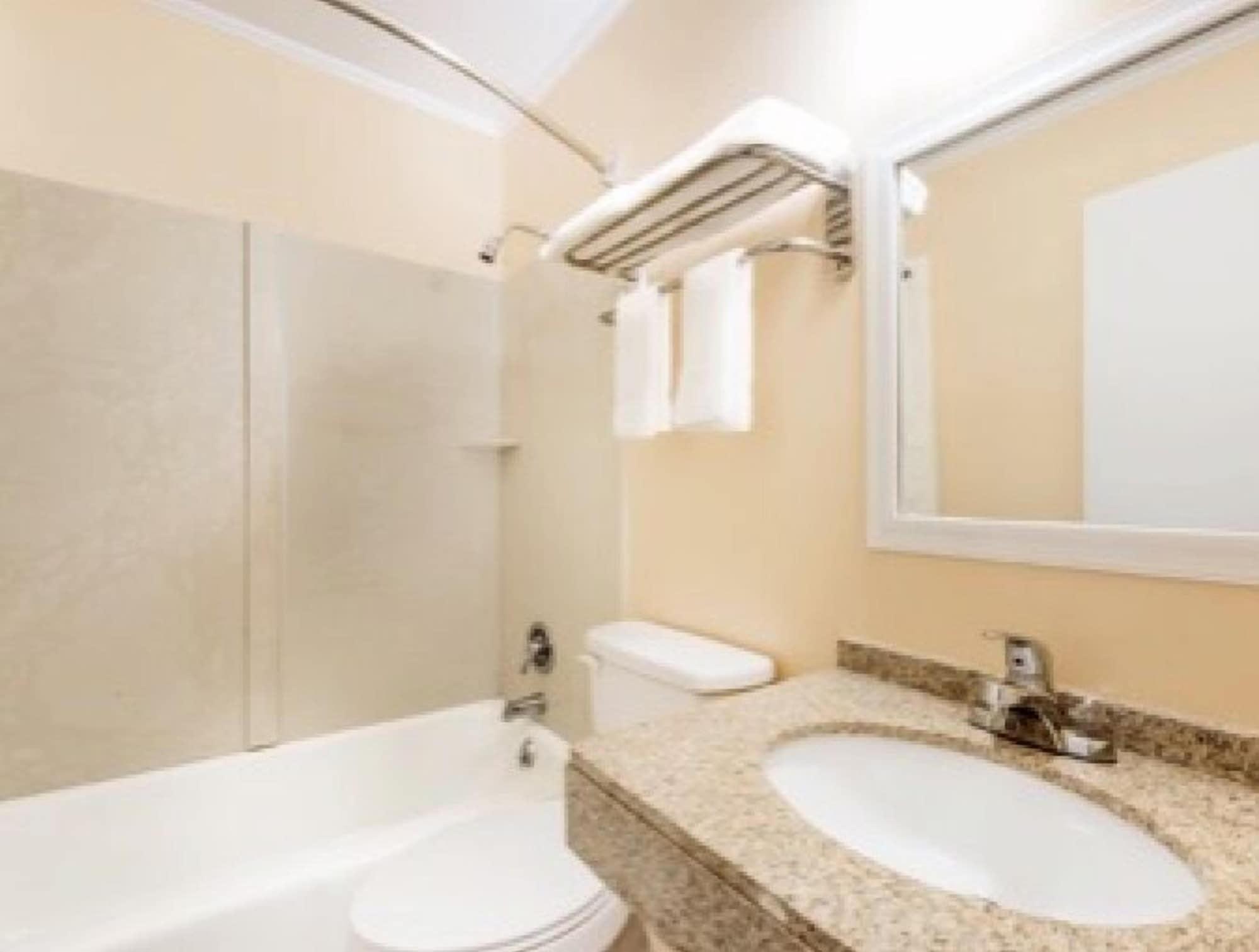 Budget Inn Mifflintown Екстериор снимка